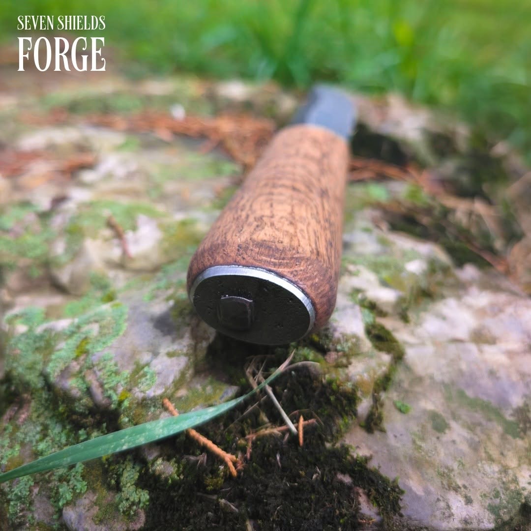 Bushcraft belt knife